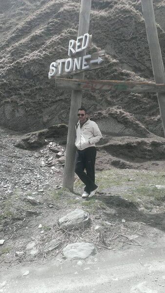 ,   Levan, 43 ,   