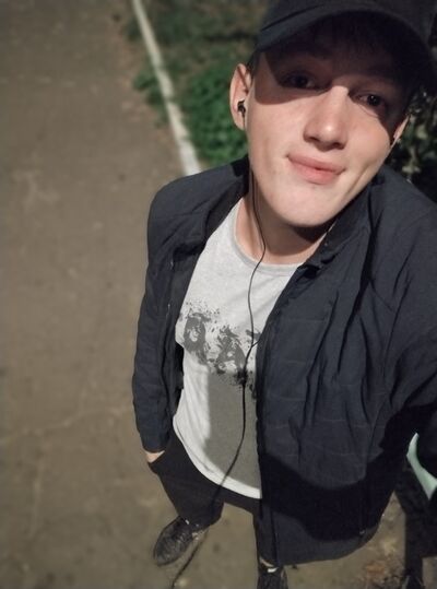  ,   Denis, 23 ,     , c , 