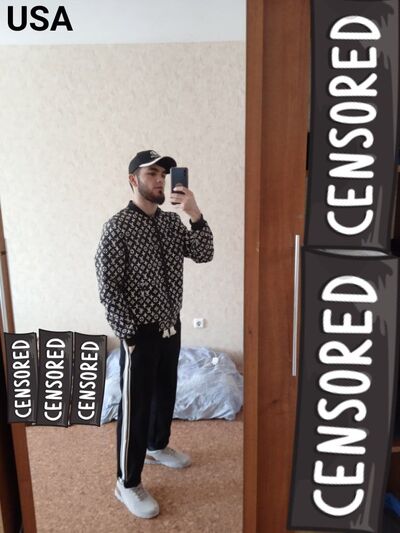  ,   James, 25 ,   ,   