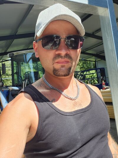  ,   Andris, 33 ,   ,   , c 
