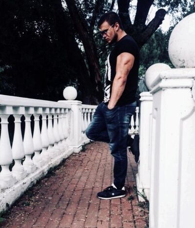  ,   Danik, 32 ,   ,   , c 