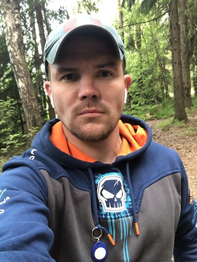  ,   Artur, 41 ,   ,   , c 