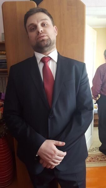  ,   Vlad, 38 ,   