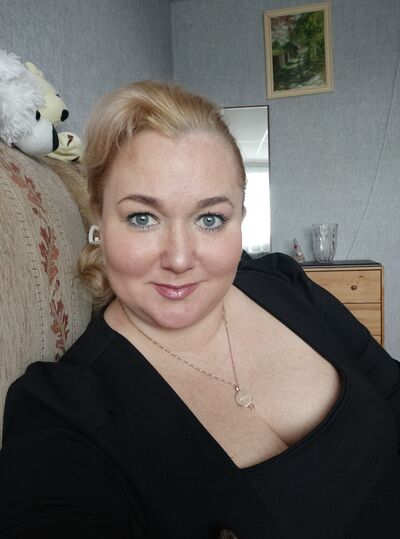  ,   Anna, 49 ,   c 