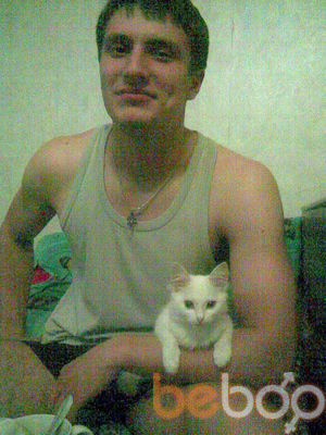  ,   Alex, 35 ,   