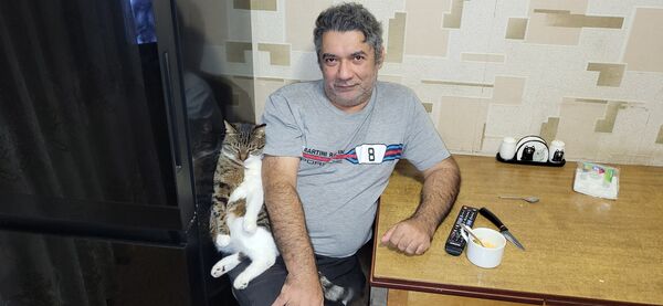  ,   Oleg, 53 ,   , 