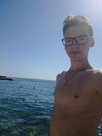  ,   Stav, 28 ,     , c , 