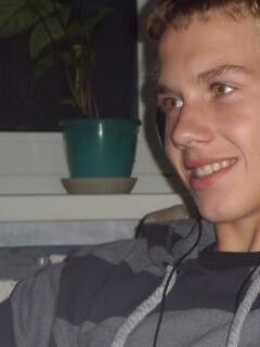  4144469  Alexei, 29 ,    