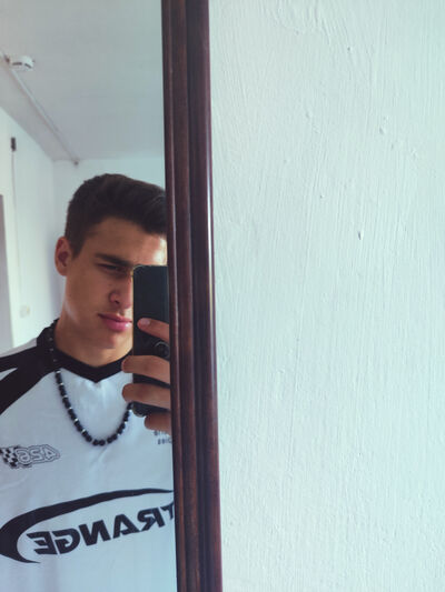  ,   Kirill, 20 ,   ,   , 