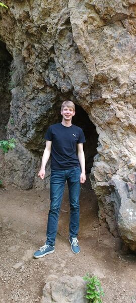  ,   Neznakomec, 29 ,     , c , 