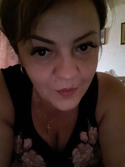  ,   Mari, 49 ,   ,   
