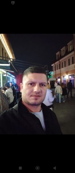  ,   Tim, 37 ,   ,   