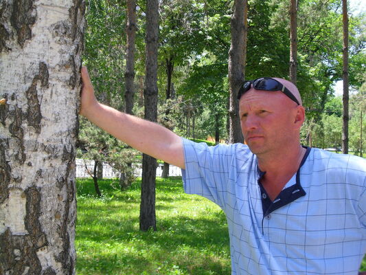  ,   Valera, 62 ,   