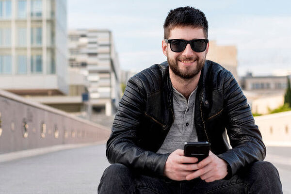  ,   Vadim, 32 ,   