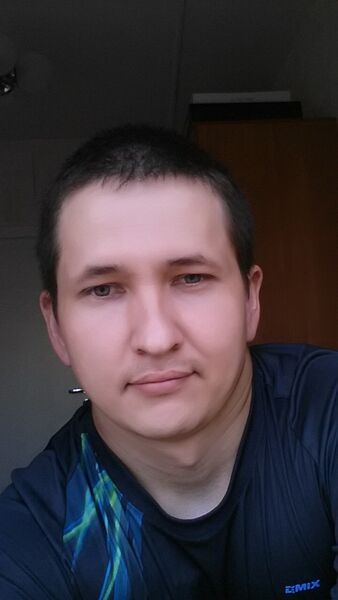  ,   Anton, 37 ,   