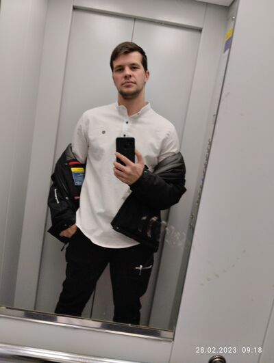 ,   Ilya, 26 ,   ,   
