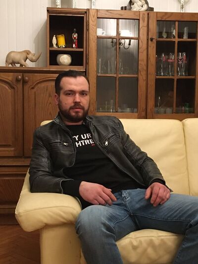 ,   Pavel, 40 ,   ,   , c 