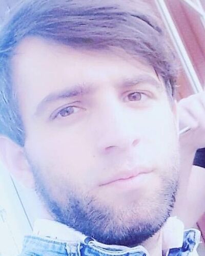  ,   Ali, 32 ,   ,   