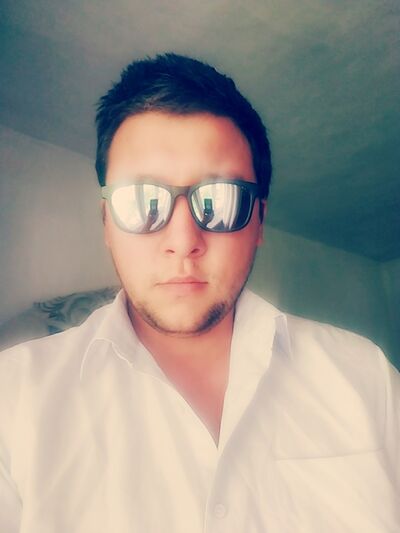  ,   Ulugbek, 32 ,   
