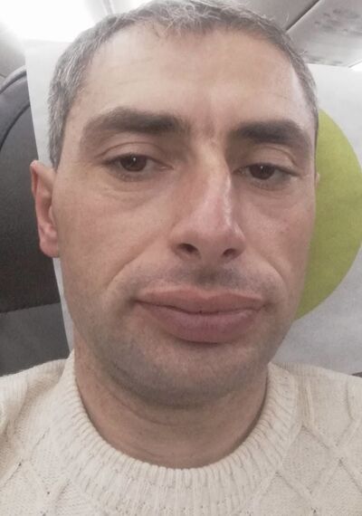  ,   Artur, 39 ,   ,   , 