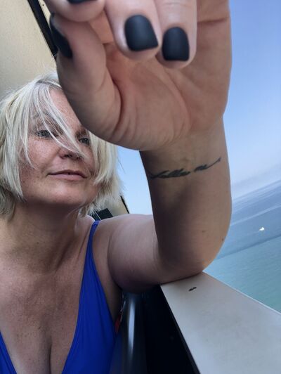  -,   , 52 ,     