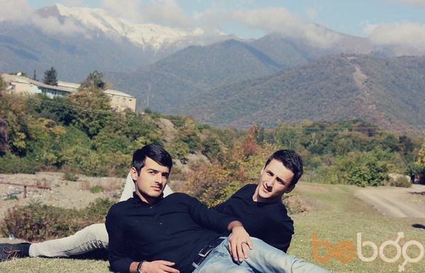  ,   Senan, 32 ,   ,   , c , 