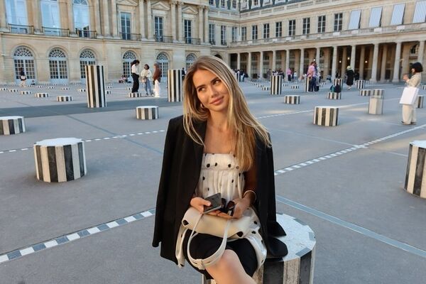  Alba Iulia,   Alina, 30 ,   ,   