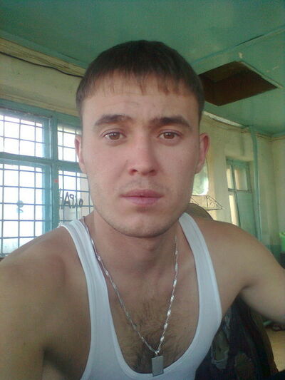  ,   Nariman, 37 ,  