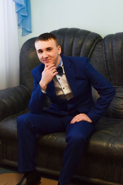  ,   Kirill, 28 ,   