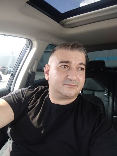  ,   Ruslan, 40 ,   ,   