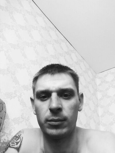  ,   Alexander, 32 ,   ,   