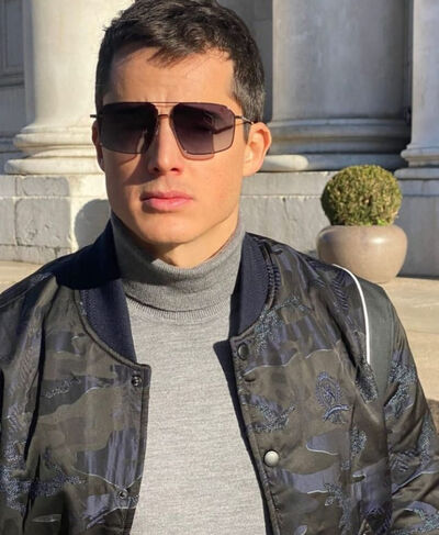  ,   Leo, 39 ,   ,   