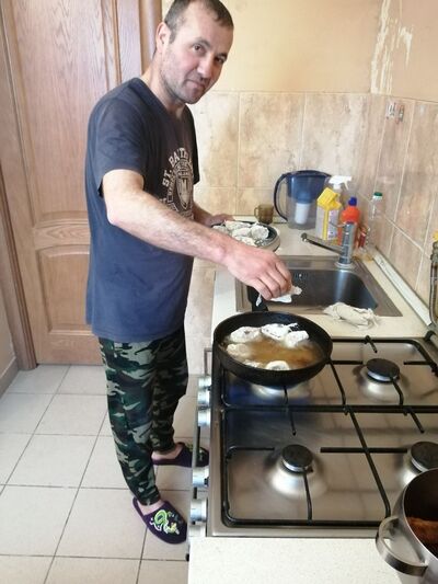  ,   Nazimjon, 44 ,   ,   