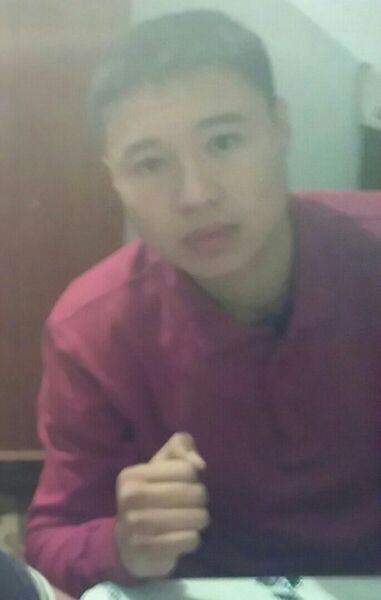  ,   Zhenis, 32 ,   ,   , c 