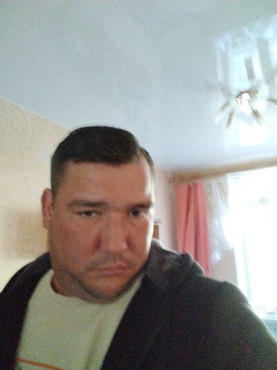  ,   Denis, 38 ,   ,   