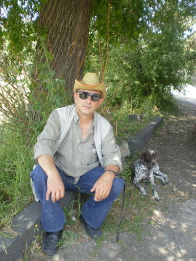  ,   Armen, 62 ,   