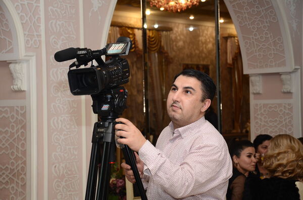  -,   Alek, 40 ,   ,   , c , 