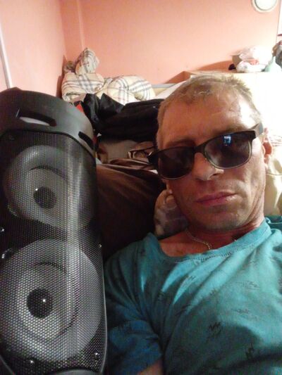  ,   Pavel, 43 ,   ,   