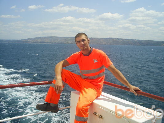  ,   Artjom, 38 ,   