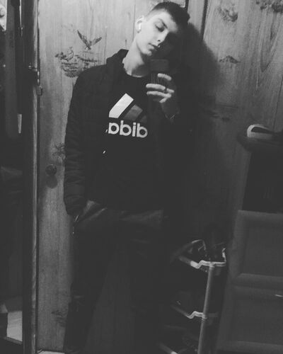  ,   Iluha, 23 ,   ,   , c , 