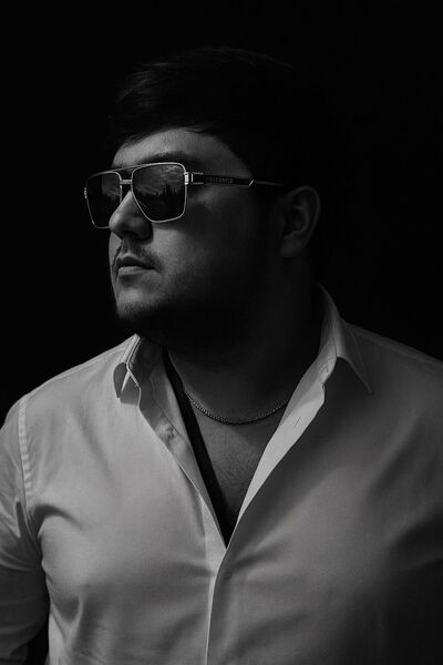  ,   Akramjon, 27 ,   ,   