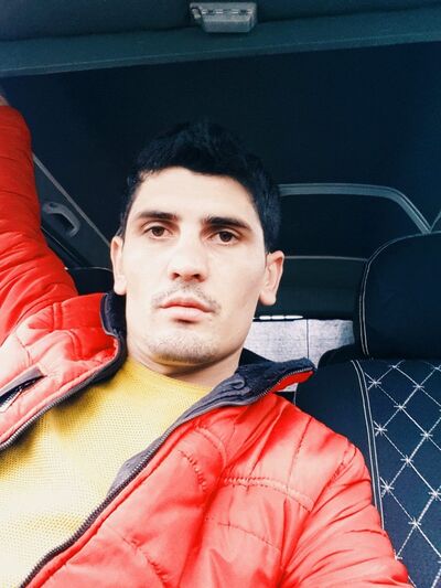 ,   Aziz, 32 ,   