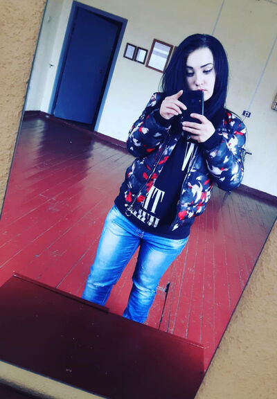  ,   _bestie_, 26 ,  