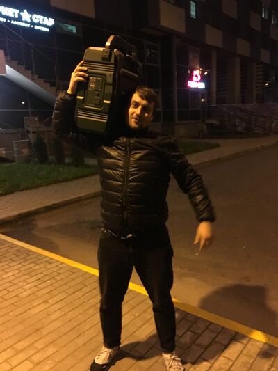  ,   Metrofan, 30 ,   ,   , c , 