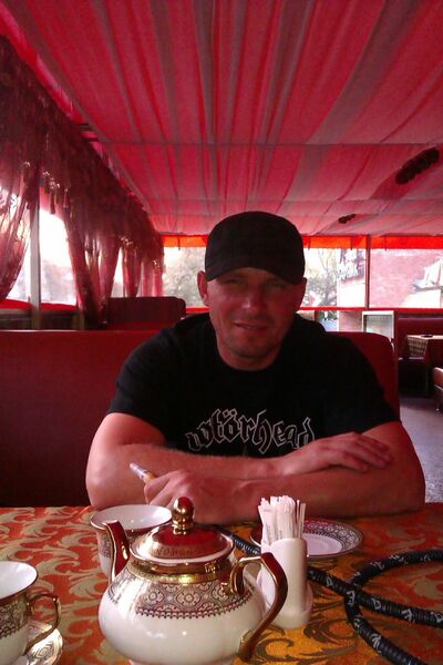  ,   Venom, 47 ,   ,   , c 