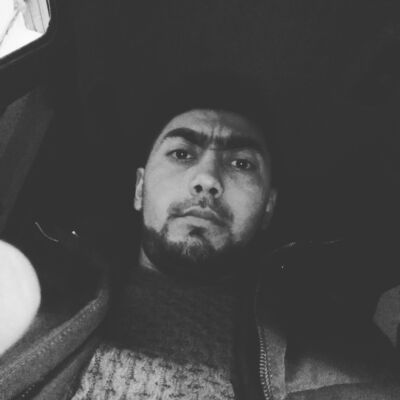  ,   Baha, 33 ,  