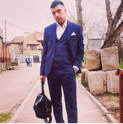  ,   Ispanez, 42 ,   ,   , c 