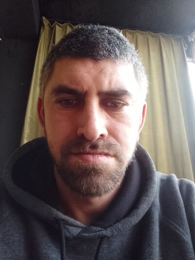  ,   Bozya, 32 ,   ,   