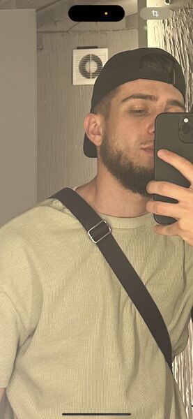  ,   Igor, 26 ,   ,   