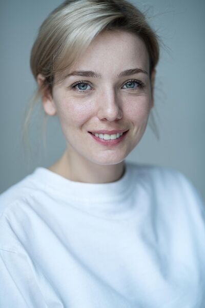  ,   Marina, 27 ,   ,   , c , 